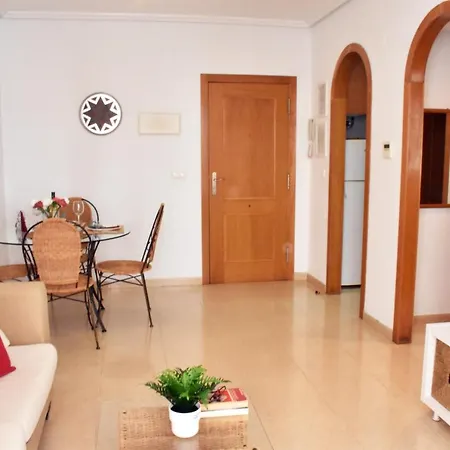 12 Calle San Julián Apartament * Torrevieja